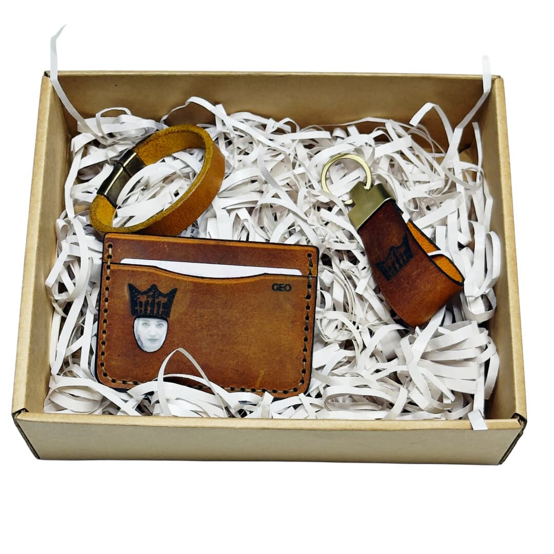 Leather Set: Tamar's Crown