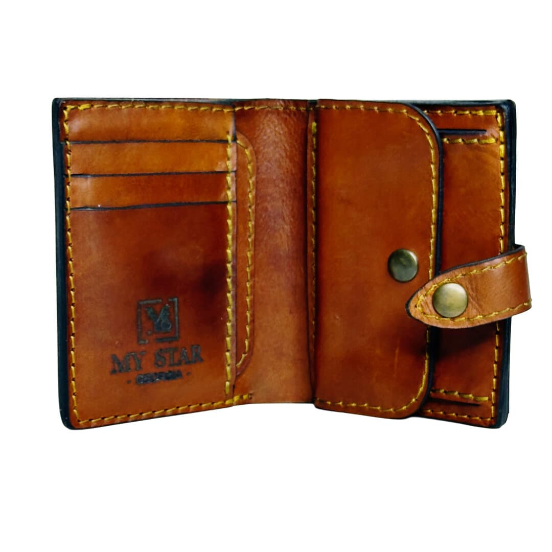 Men's Wallet with External Clasp
